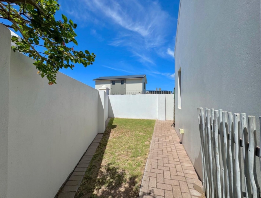 3 Bedroom Property for Sale in Blue Lagoon Western Cape